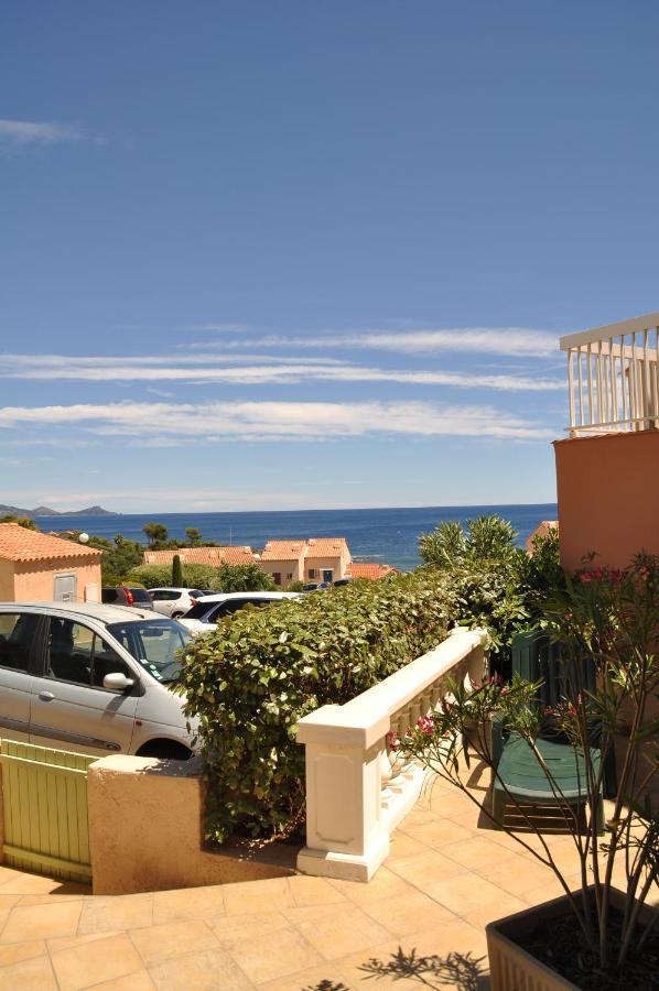 Logement Calme Proche Mer, 4 Personnes, St Aygulf Apartment Frejus