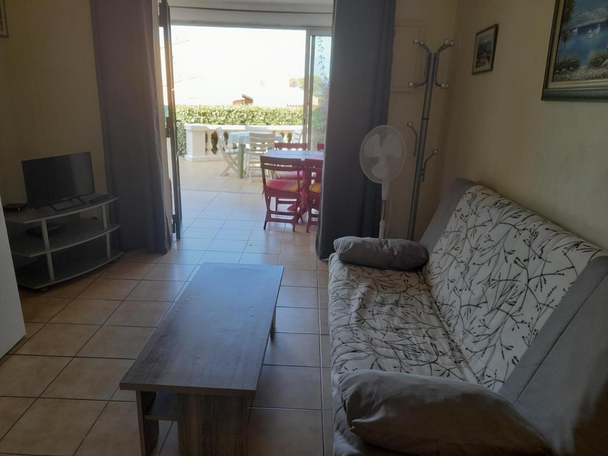 Logement Calme Proche Mer, 4 Personnes, St Aygulf * Frejus