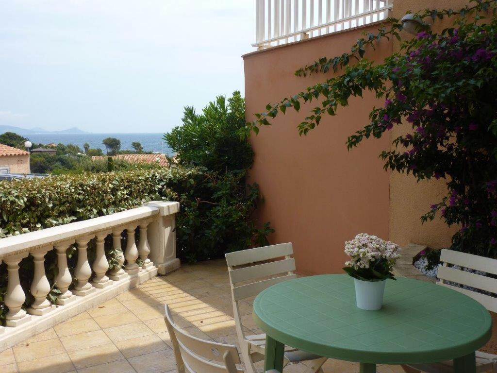 Logement Calme Proche Mer, 4 Personnes, St Aygulf Appartamento *